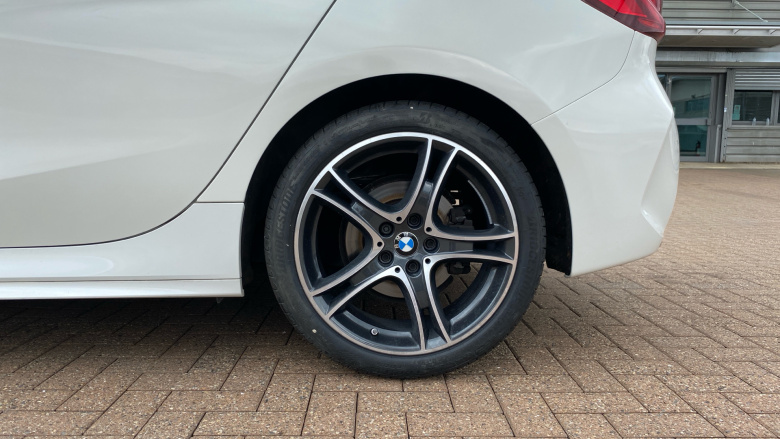 BMW 1 Series 118i M Sport 5dr Step Auto Petrol Hatchback